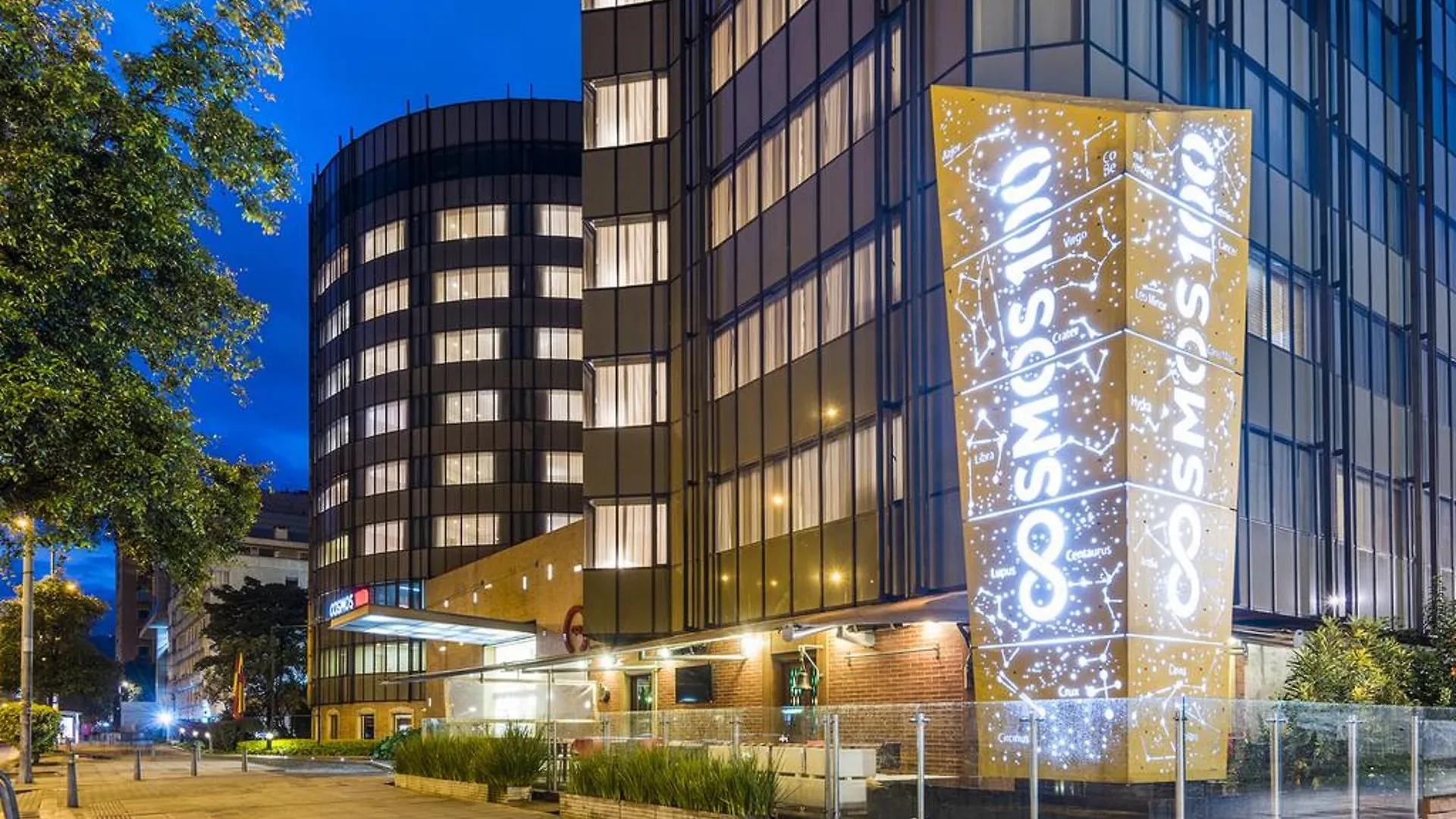 Cosmos 100 Hotel And Centro De Convenciones 波哥大 5*,  哥伦比亚