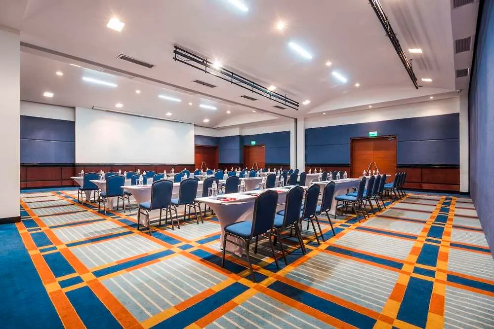 Cosmos 100 Hotel And Centro De Convenciones 波哥大
