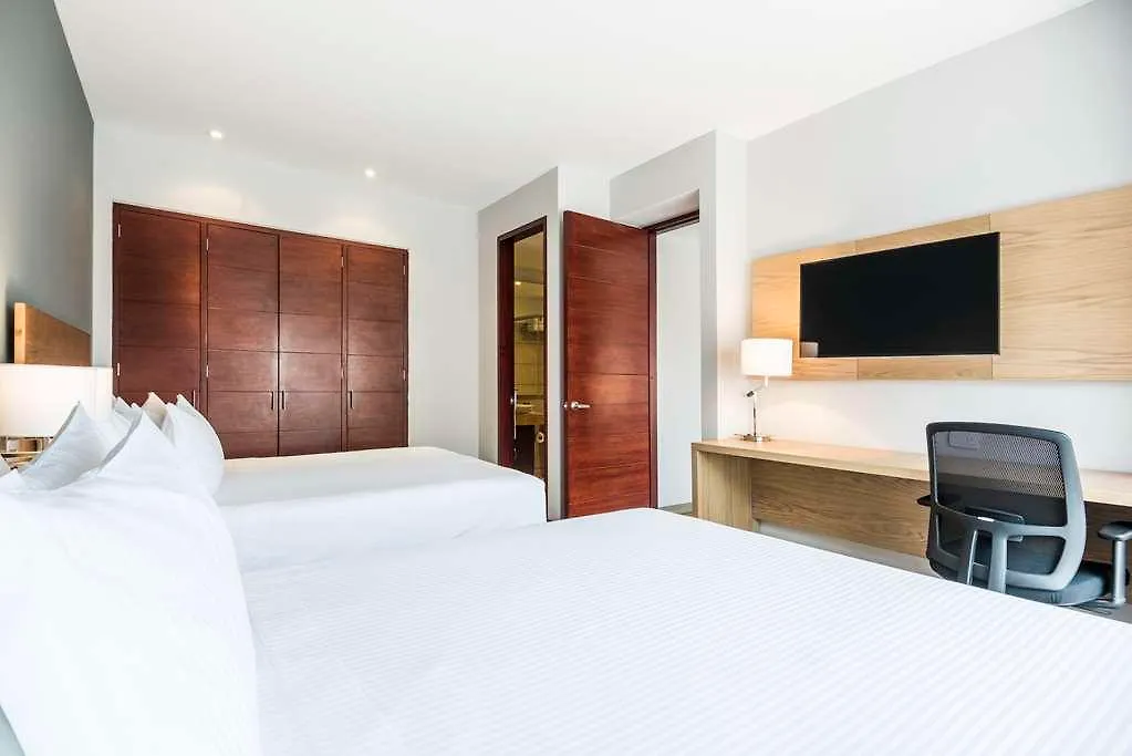 Cosmos 100 Hotel And Centro De Convenciones 波哥大 5*,