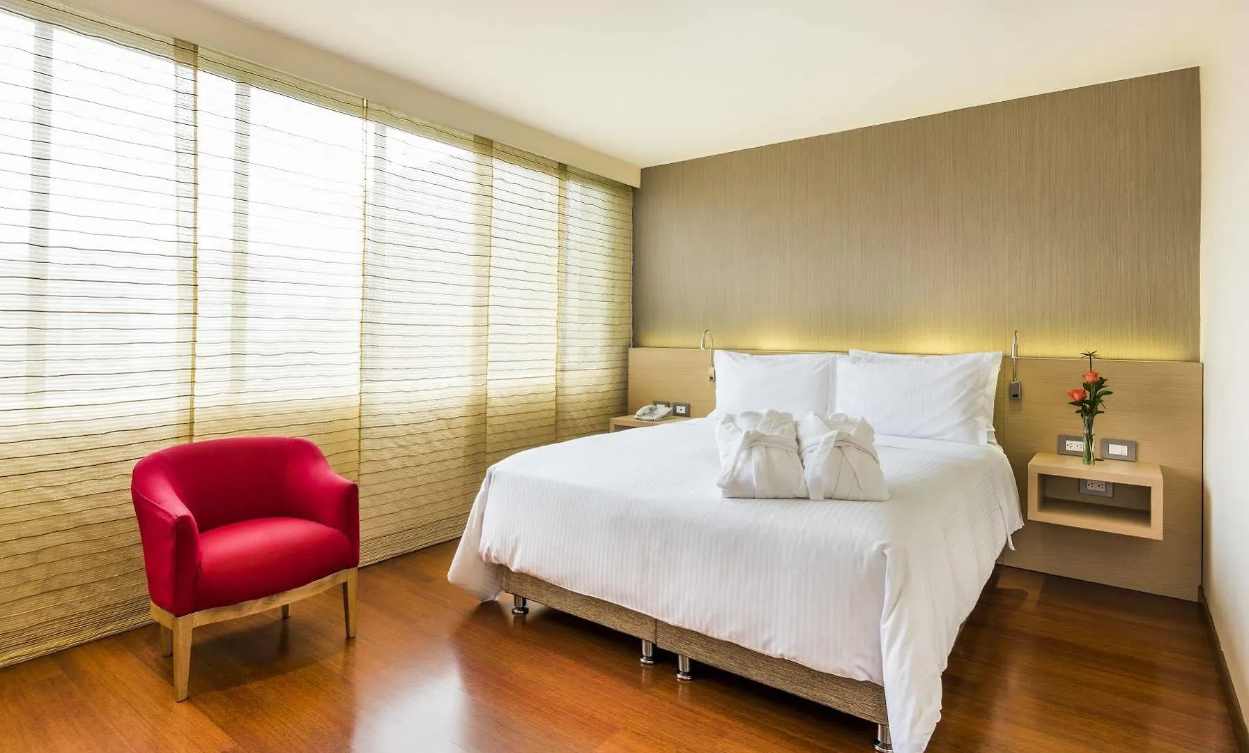 Cosmos 100 Hotel And Centro De Convenciones 波哥大